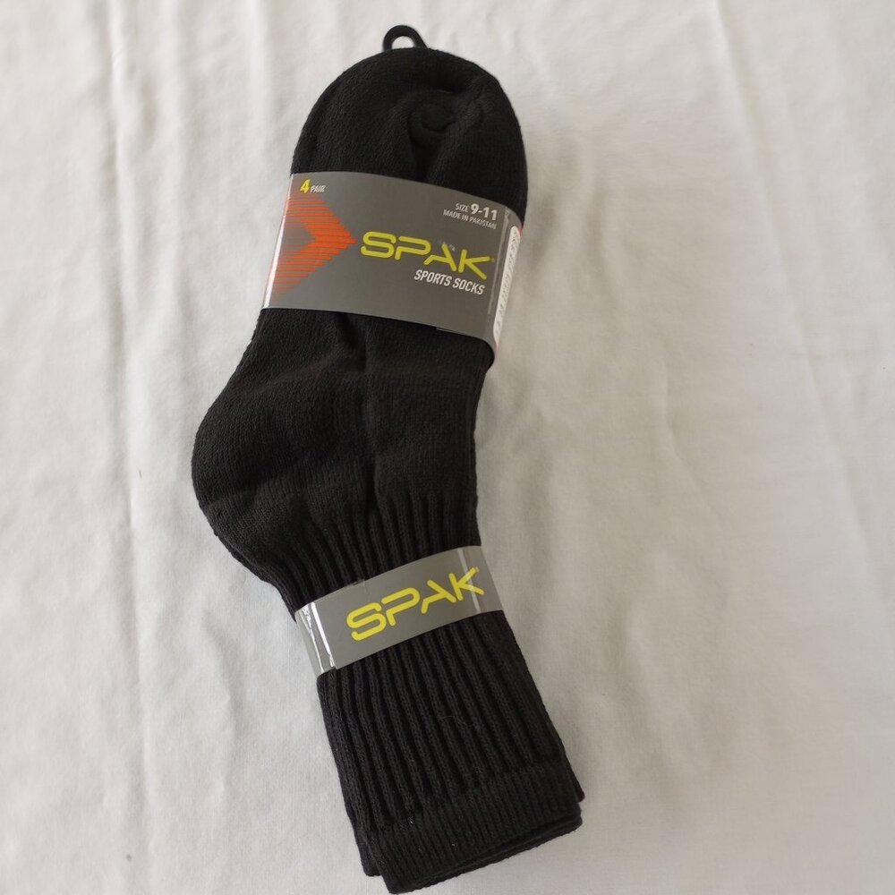 NWT  4 Pair Black Spak Sport Socks